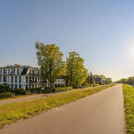 Strandhaus 14 *